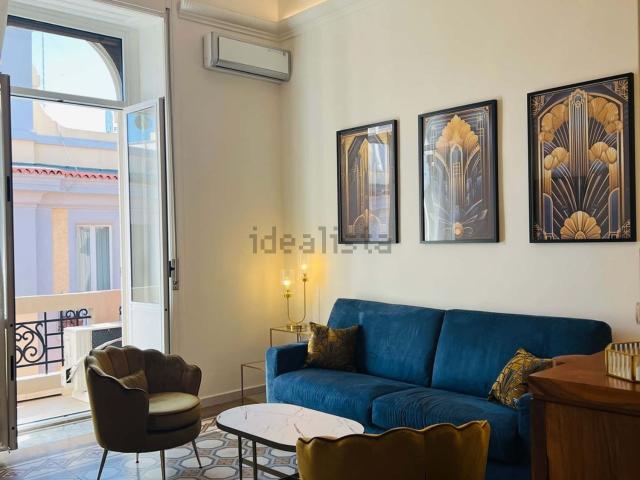 Appartamento in affitto di 110 m² in Via Vincenzo de Romita, 5