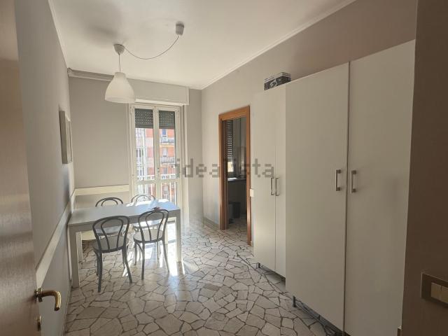 Appartamento in affitto di 110 m² in Viale Andrea Doria, 48