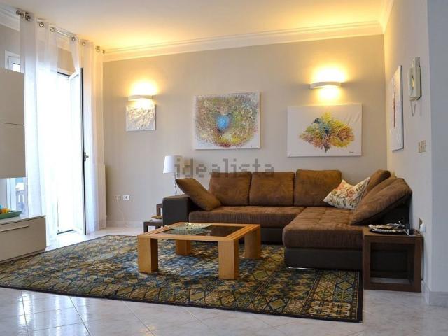 Appartamento in affitto di 110 m² in Viale Dante