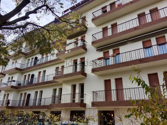 Appartamento in affitto di 110 m² in Viale della Repubblica