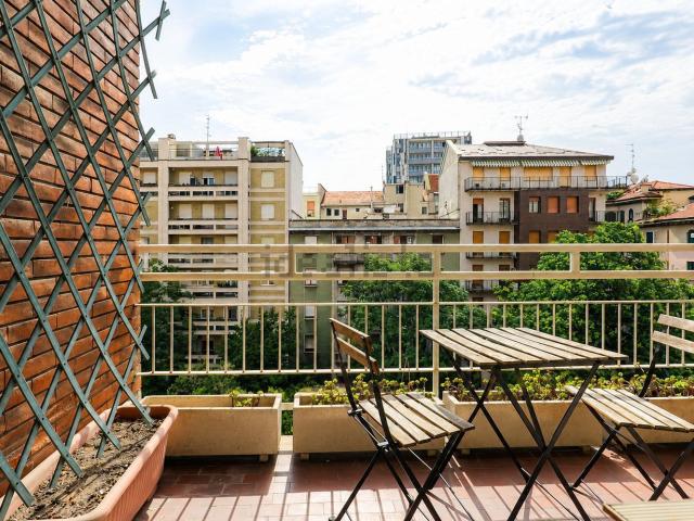 Appartamento in affitto di 110 m² in Viale Emilio Caldara