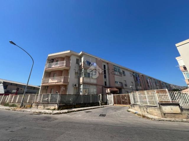 Appartamento in affitto di 110 m² in Corso dei Mille, 1419