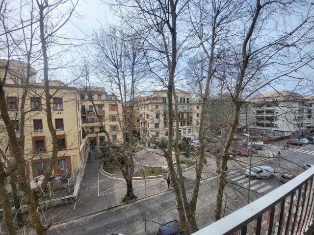 Appartamento in affitto di 110 m² in Corso Duca di Genova, 10