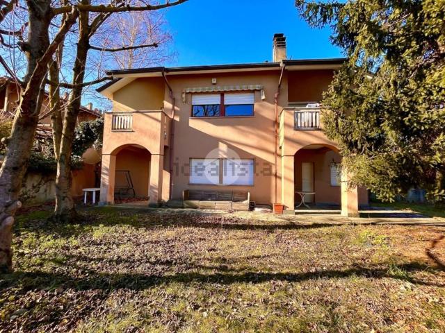 Appartamento in affitto di 110 m² in Corso Laghi, 81