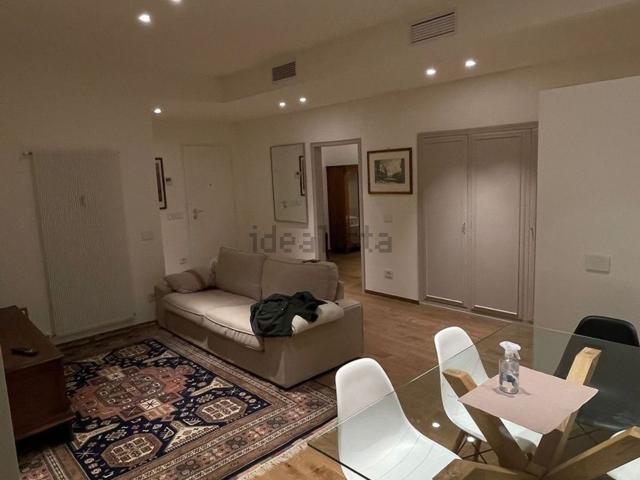 Appartamento in affitto di 110 m² in Piazza Angelo Giustinian Recanati