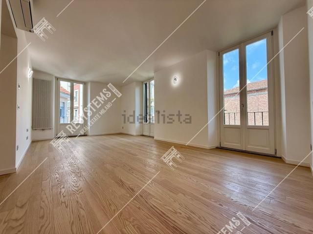 Appartamento in affitto di 111 m² in Via Filippo Corridoni, 10