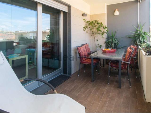 Appartamento in affitto di 112 m² in Via Genova