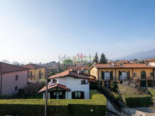 Appartamento in affitto di 112 m² in Via Filippo Corridoni, 26