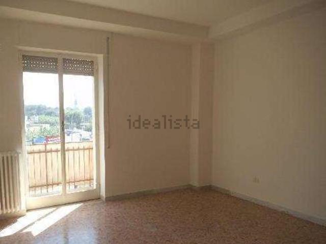 Appartamento in affitto di 112 m² in Via Porta Lecce