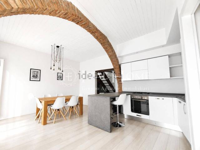 Appartamento in affitto di 112 m² in Vicolo Noli, 10
