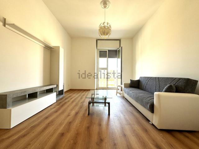 Appartamento in affitto di 113 m² in Via Col Moschin, 3