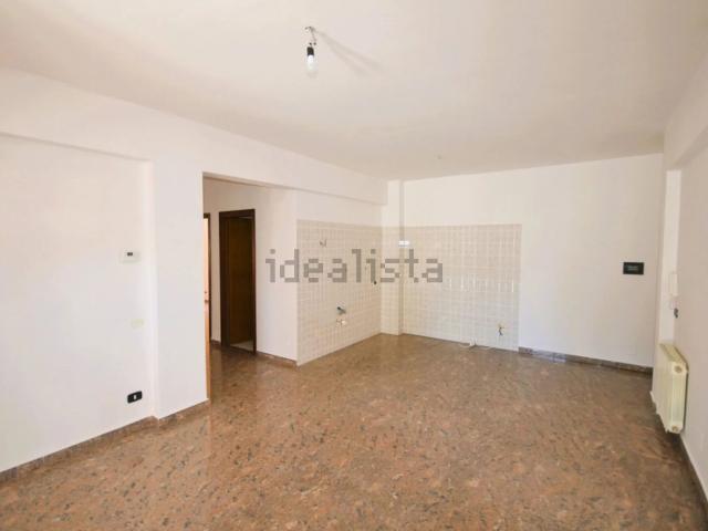 Appartamento in affitto di 113 m² in Via Degli Acquedotti