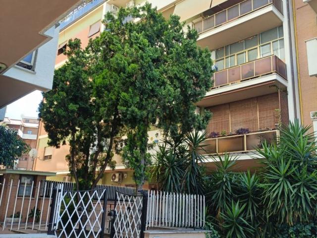Appartamento in affitto di 113 m² in Via Isole del Capo Verde