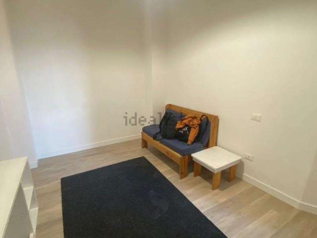 Appartamento in affitto di 113 m² in Via Matteo Renato Imbriani