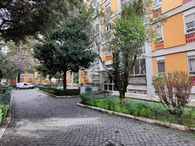 Appartamento in affitto di 114 m² in Via Tripolitania, 211