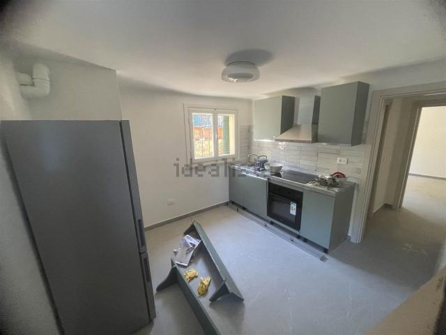 Appartamento in affitto di 114 m² in Viale del Tirreno