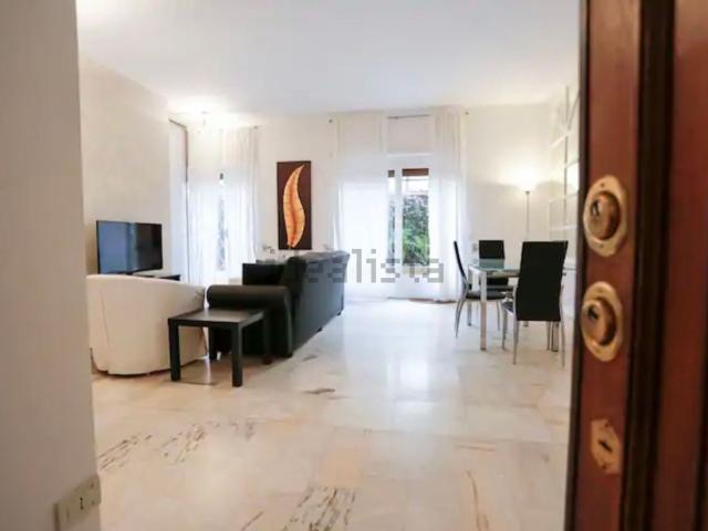 Appartamento in affitto di 115 m² in Via Giuseppe Cuboni