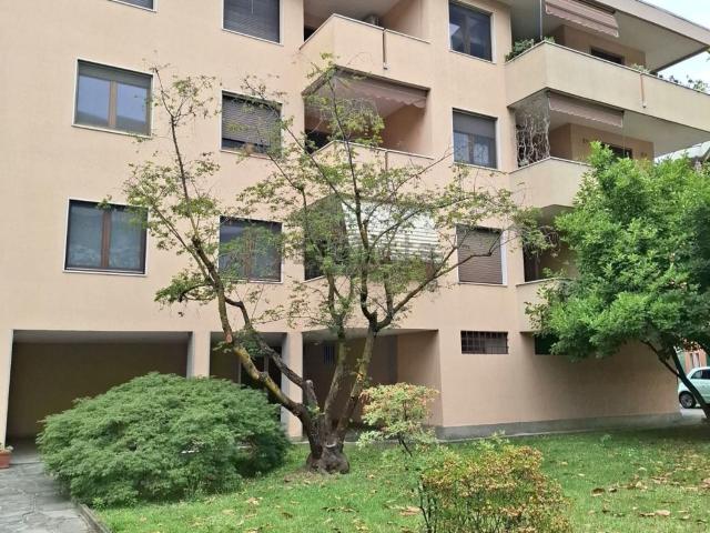 Appartamento in affitto di 115 m² in Via Guido Boggiani