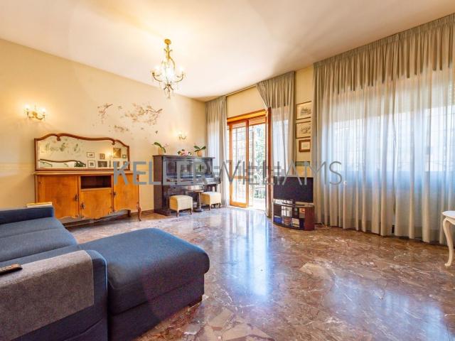 Appartamento in affitto di 115 m² in Via del Serafico