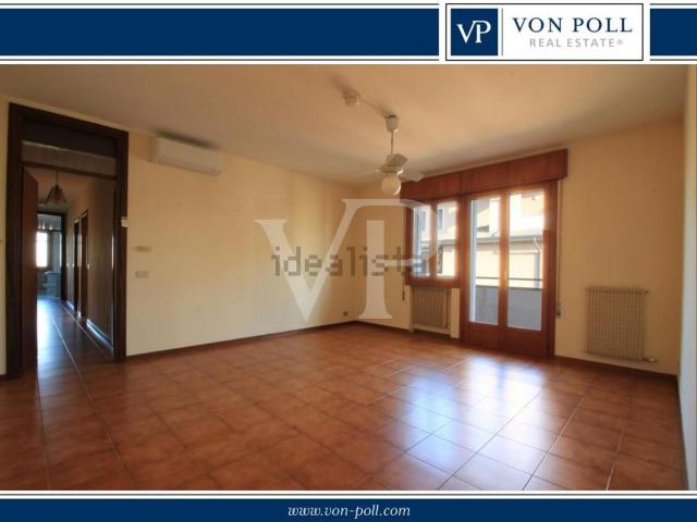 Appartamento in affitto di 115 m² in Via delle Casermette