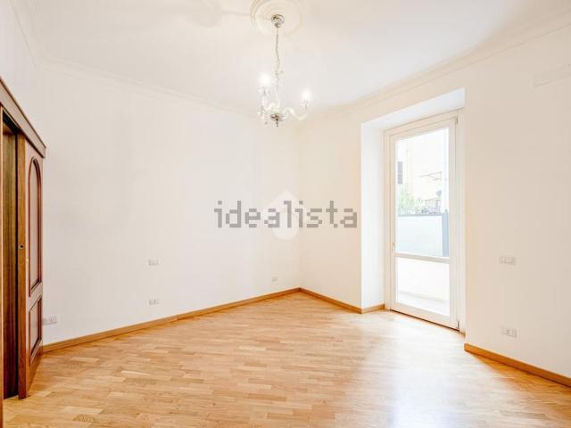 Appartamento in affitto di 115 m² in Via Otranto, 23
