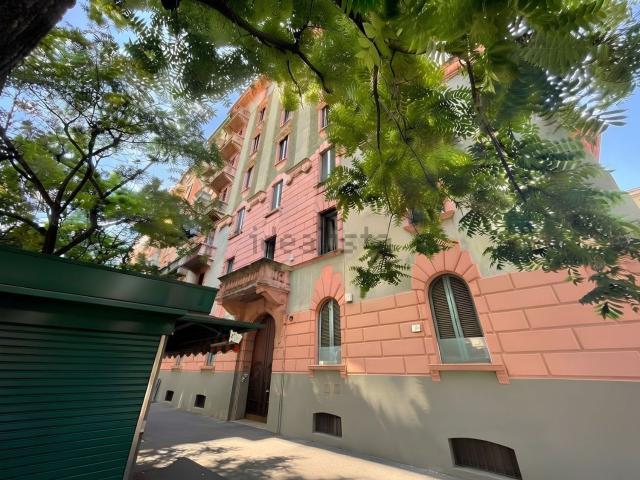 Appartamento in affitto di 115 m² in Via Losanna