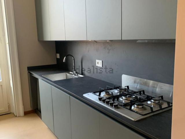 Appartamento in affitto di 115 m² in Via Losanna, 2