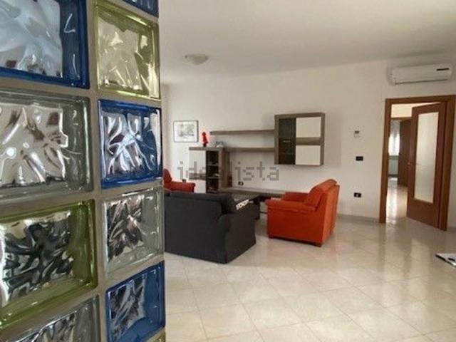 Appartamento in affitto di 115 m² in Via Pradamano, 16