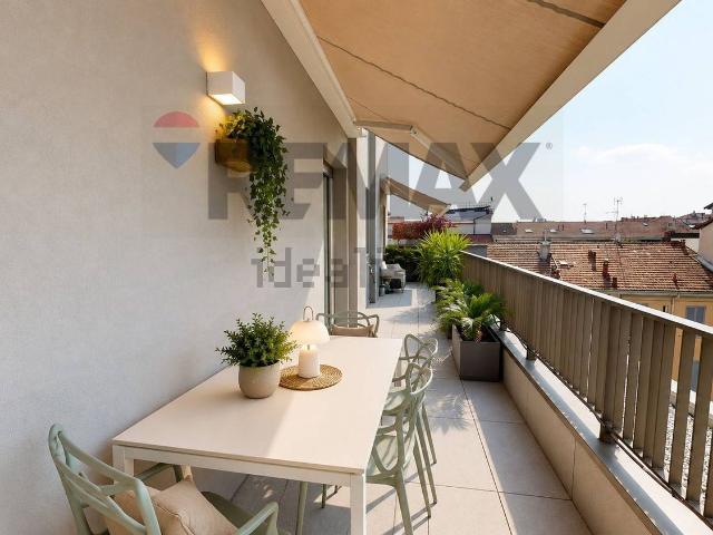 Appartamento in affitto di 116 m² in Via Ciro Menotti, 11