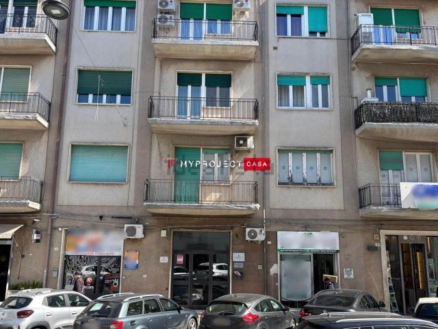 Appartamento in affitto di 116 m² in Via Gabriele D&apos Annunzio, 31