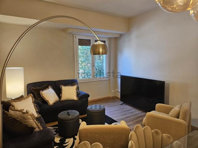 Appartamento in affitto di 116 m² in Via Mannelli