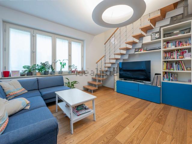 Appartamento in affitto di 116 m² in Strada della Carità, 4