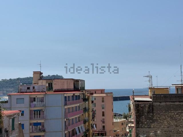 Appartamento in affitto di 117 m² in Via Lucio Silla