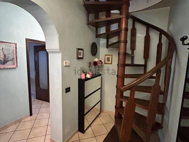 Appartamento in affitto di 117 m² in Viale Porta Po, 64