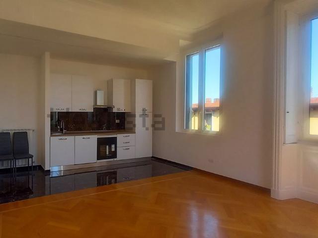 Appartamento in affitto di 118 m² in Via Cadore