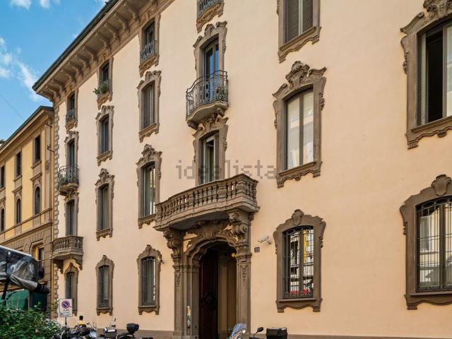 Appartamento in affitto di 118 m² in Via Felice Casati, 20