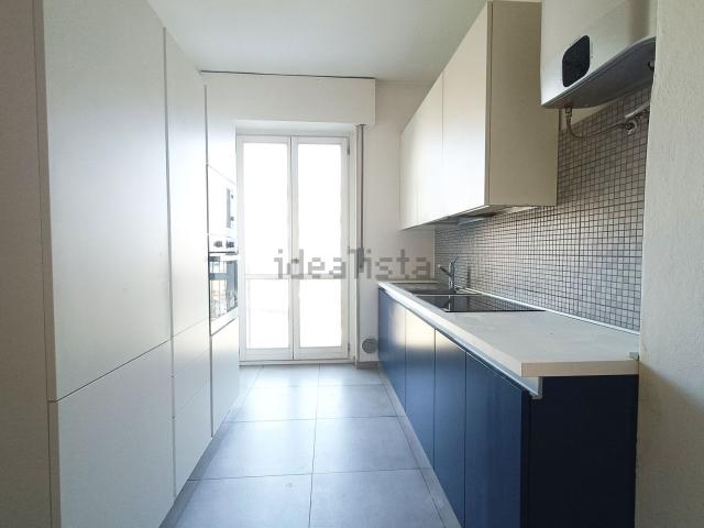 Appartamento in affitto di 118 m² in Via Fratelli Bandiera, 9