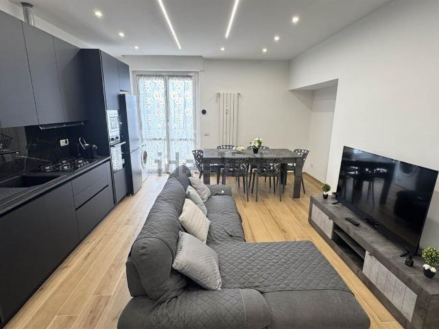 Appartamento in affitto di 118 m² in Via Lucca, 36