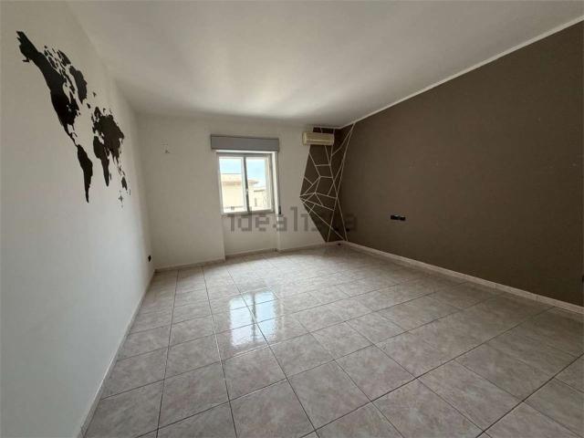 Appartamento in affitto di 118 m² in Viale Santa Panagia