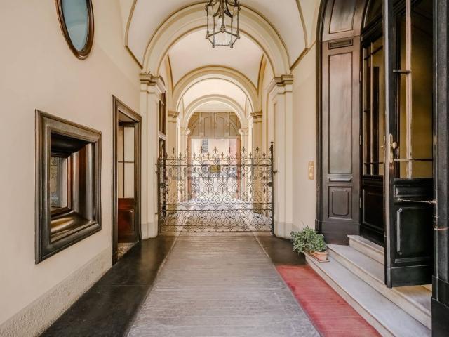 Appartamento in affitto di 118 m² in Piazza Cavour