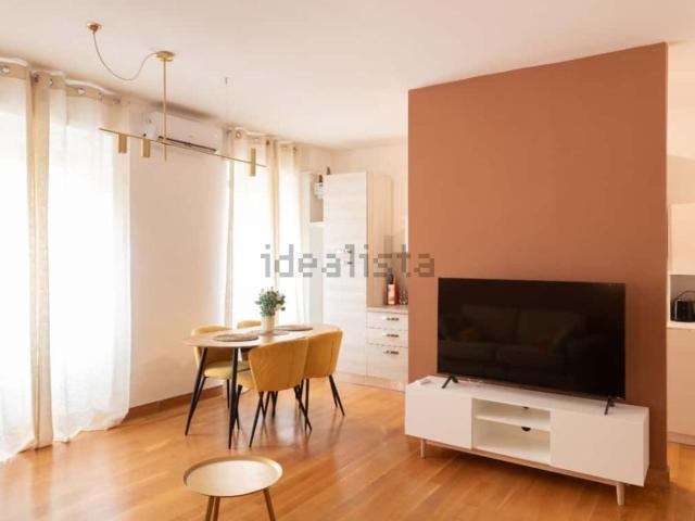 Appartamento in affitto di 119 m² in Via Licia, 18