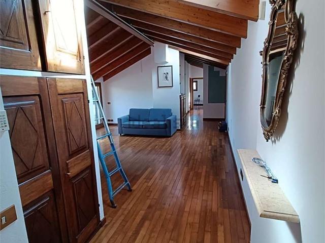Appartamento in affitto di 120 m²