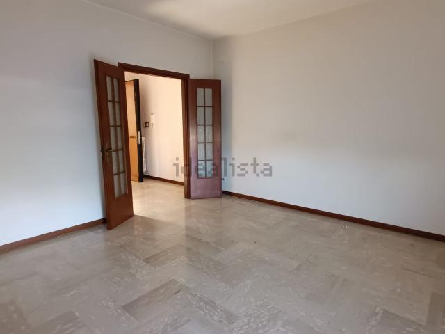 Appartamento in affitto di 120 m²