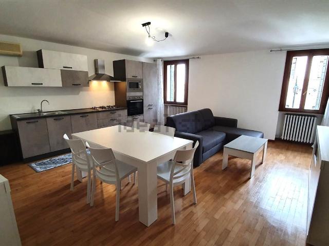 Appartamento in affitto di 120 m²