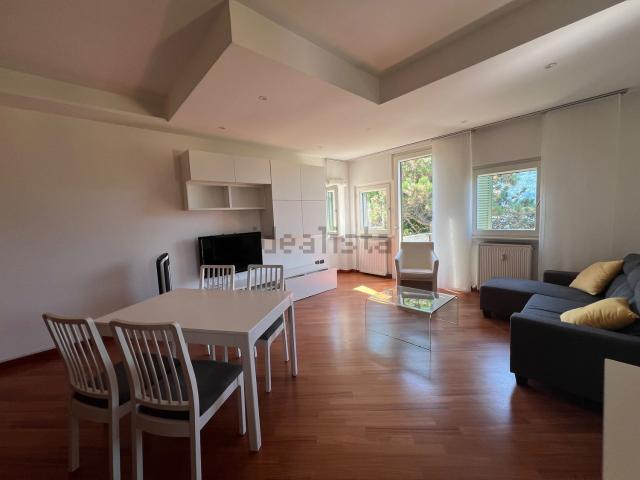 Appartamento in affitto di 120 m² in Via Calchera