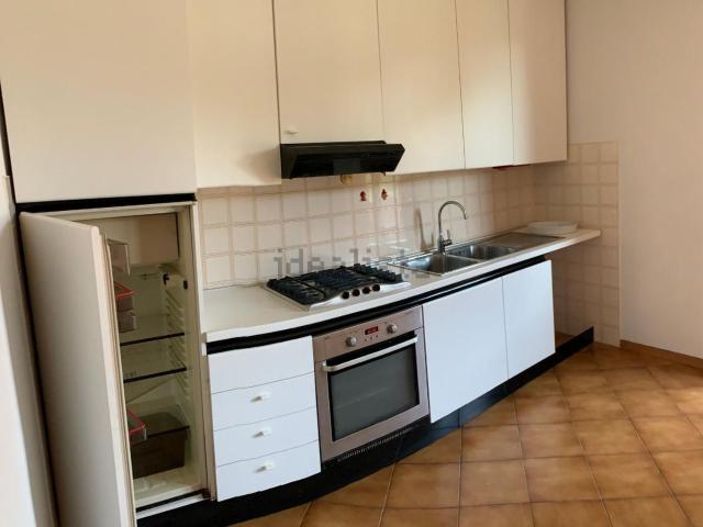 Appartamento in affitto di 120 m² in Via Calabria, 56124