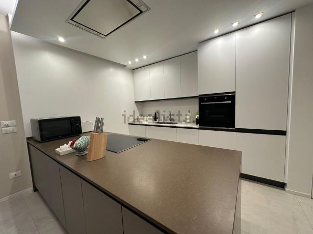 Appartamento in affitto di 120 m² in Via Cercariolo, 8