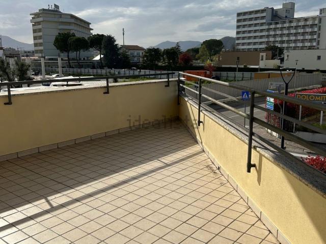 Appartamento in affitto di 120 m² in Via Cristoforo Colombo