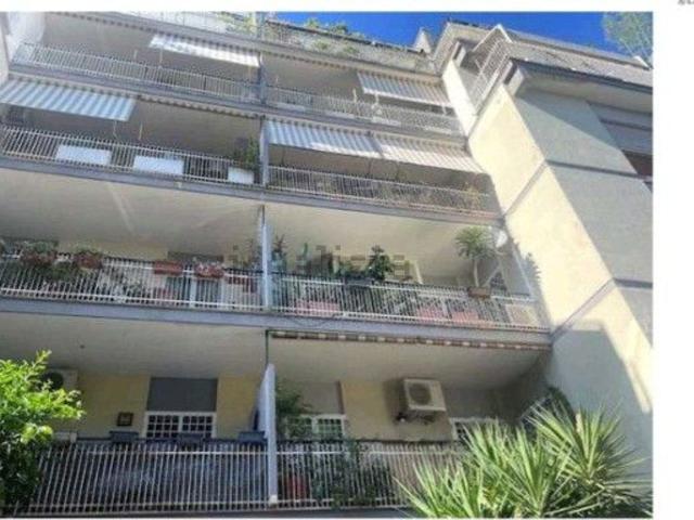 Appartamento in affitto di 120 m² in Via Ambrogio Traversari