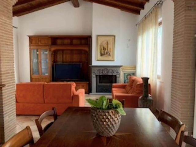 Appartamento in affitto di 120 m² in Via Antonio Cagnoni